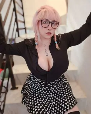 Evy Rosas OnlyFans Leaked Free Thumbnail Picture - #5TEYNDbk5V