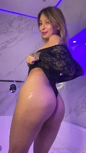 Evyei OnlyFans Leaked Free Thumbnail Picture - #lTXLft82B2
