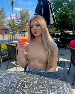 Evyn Harris OnlyFans Leaked Free Thumbnail Picture - #lLzyweeps1