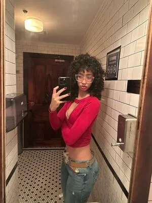 Ewmxt OnlyFans Leaked Free Thumbnail Picture - #S8SaB2MjXF