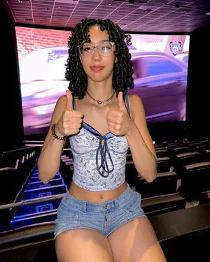 Ewmxt OnlyFans Leaked Free Thumbnail Picture - #vyjuFfeSqv