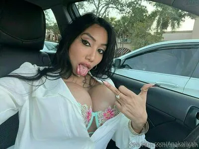Expanding Kaliyah OnlyFans Leaked Free Thumbnail Picture - #X0rWaSkA4o