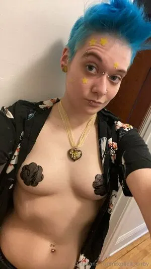 Explicit Enby OnlyFans Leaked Free Thumbnail Picture - #1RuxsHeShN