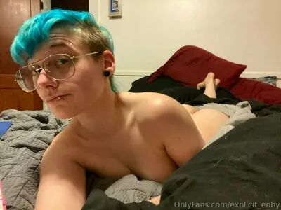 Explicit Enby OnlyFans Leaked Free Thumbnail Picture - #wC4eOeSn6I