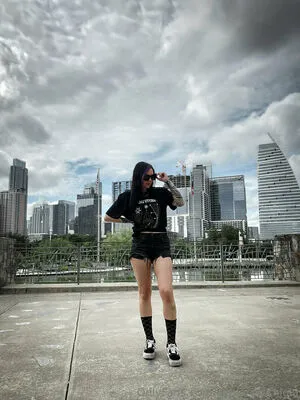 Explorewithlola OnlyFans Leaked Free Thumbnail Picture - #jQ53flC7ra