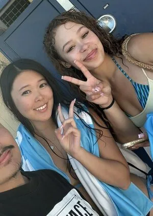 ExtraEmily OnlyFans Leaked Free Thumbnail Picture - #5xMNkK1jDr