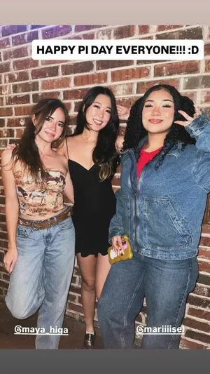 ExtraEmily OnlyFans Leaked Free Thumbnail Picture - #BwqrZYX8Ga