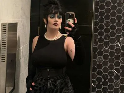 Extragal OnlyFans Leaked Free Thumbnail Picture - #DXj4nnOxii