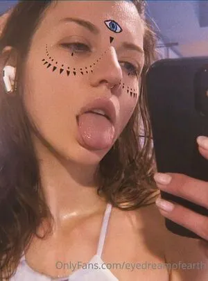 Eyedreamofearth OnlyFans Leaked Free Thumbnail Picture - #7GMFTJFfM9