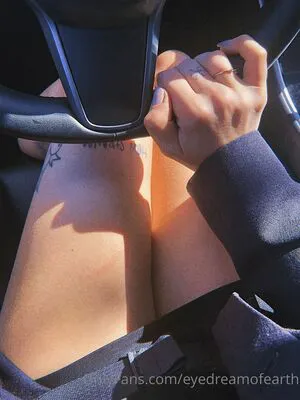 Eyedreamofearth OnlyFans Leaked Free Thumbnail Picture - #MPk9zlealS