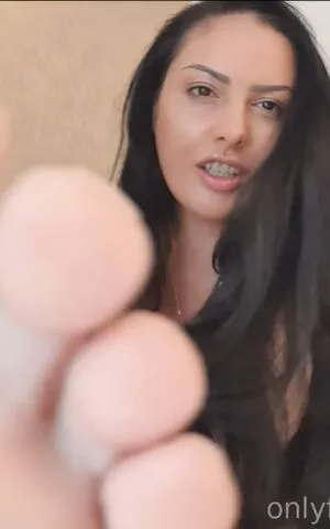 Ezada Sinn OnlyFans Leaked Free Thumbnail Picture - #OIVJnlFguw