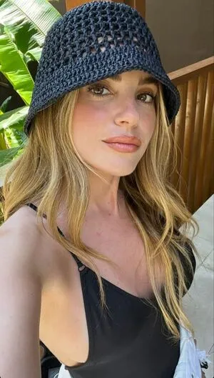 Ezgi Eyuboglu OnlyFans Leaked Free Thumbnail Picture - #SUAxVkrGMh