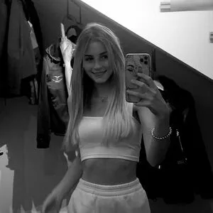 Fab Ienne0805 OnlyFans Leaked Free Thumbnail Picture - #68Bm8qEJqc
