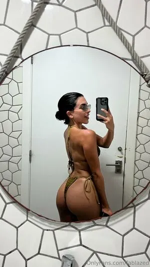 Fablazed OnlyFans Leaked Free Thumbnail Picture - #u2cAxAaGrA