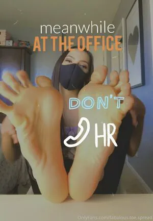 Fabulous Toe Spread OnlyFans Leaked Free Thumbnail Picture - #7ZFAropBmm