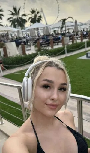 Facialize Me OnlyFans Leaked Free Thumbnail Picture - #APOTQM8JcI