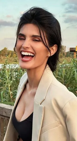 Facialize Me OnlyFans Leaked Free Thumbnail Picture - #Hhq5JuFPK8