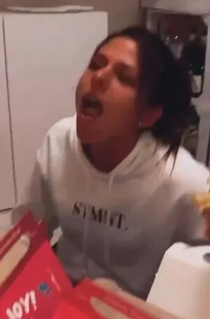 Facialize Me OnlyFans Leaked Free Thumbnail Picture - #RMErRj7JuN