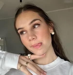 Facialize Me OnlyFans Leaked Free Thumbnail Picture - #SIx9JEcWV9