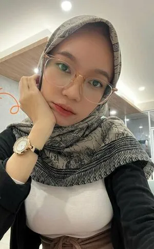 Fadhilahrzk OnlyFans Leaked Free Thumbnail Picture - #MTKpCTawR6