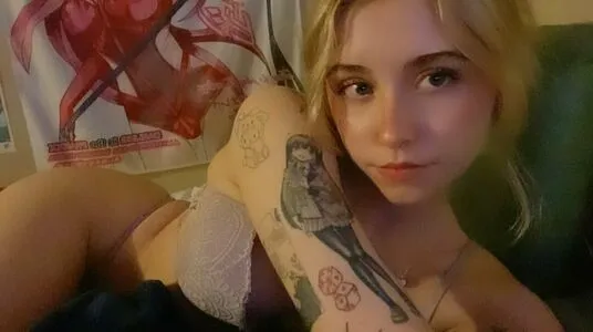 Faeriies OnlyFans Leaked Free Thumbnail Picture - #MaeFpC4gMR