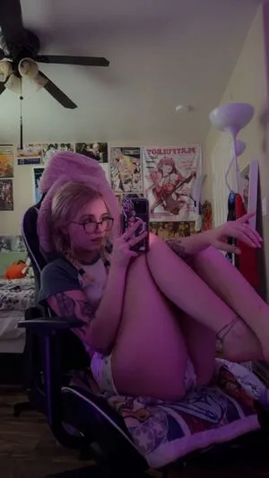 Faeriies OnlyFans Leaked Free Thumbnail Picture - #mQ5eoD1v85