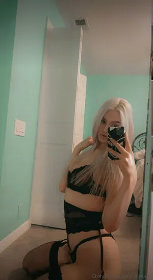 Fainter OnlyFans Leaked Free Thumbnail Picture - #i1131G6WfL