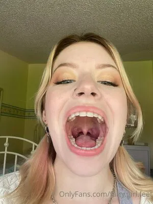Fairy Girl Feet OnlyFans Leaked Free Thumbnail Picture - #XLnCHutlrb