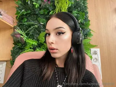 Fairytale Dreamer OnlyFans Leaked Free Thumbnail Picture - #P72yyKv1r2