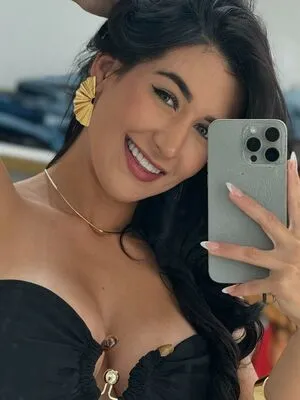 Fait Isa OnlyFans Leaked Free Thumbnail Picture - #4HchggexOV