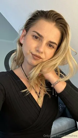 Faithsfree OnlyFans Leaked Free Thumbnail Picture - #s6fMSpf7pR