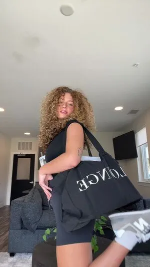 Faleshafaye OnlyFans Leaked Free Thumbnail Picture - #bMbuaQReo8