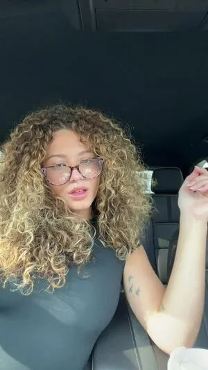 Faleshafaye OnlyFans Leaked Free Thumbnail Picture - #v3VyfNAU4a