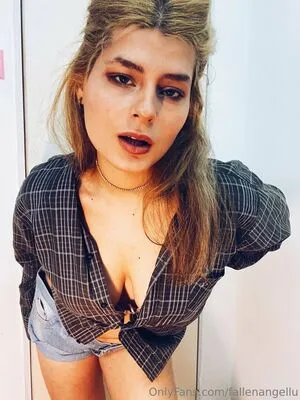 Fallenangellu OnlyFans Leaked Free Thumbnail Picture - #DSOtygVc3O
