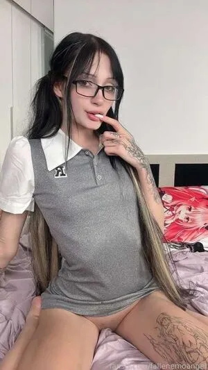 Fallenemoangel OnlyFans Leaked Free Thumbnail Picture - #AyhqUjlE3y