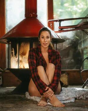 Fallinlovia OnlyFans Leaked Free Thumbnail Picture - #BG6AajrUS1