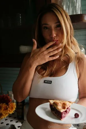 Fallinlovia OnlyFans Leaked Free Thumbnail Picture - #LjoO9Mhm4n