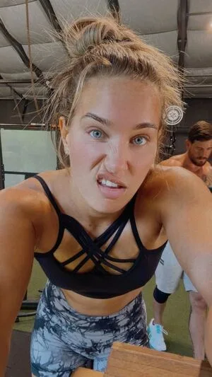 Fallon Henley OnlyFans Leaked Free Thumbnail Picture - #4TlUhEJiV7