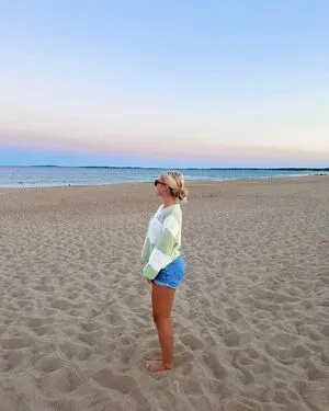 Falynreilly OnlyFans Leaked Free Thumbnail Picture - #IFwGgMalgV