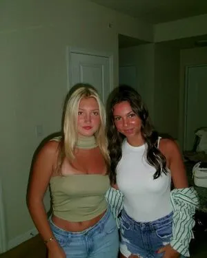 Falynreilly OnlyFans Leaked Free Thumbnail Picture - #NEUVymotFC