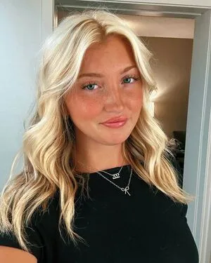 Falynreilly OnlyFans Leaked Free Thumbnail Picture - #PtHh7XT86E