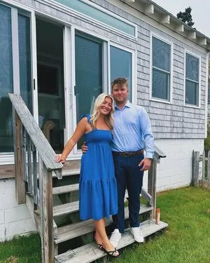 Falynreilly OnlyFans Leaked Free Thumbnail Picture - #eH5mKsOfSe