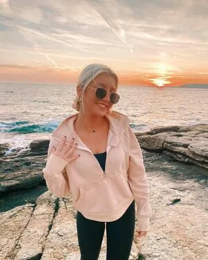 Falynreilly OnlyFans Leaked Free Thumbnail Picture - #vk6LDo6E4Y