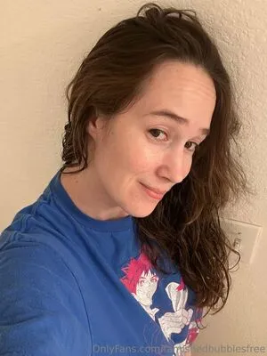 Famishedbubblesfree OnlyFans Leaked Free Thumbnail Picture - #4ZxDjC1Wd1