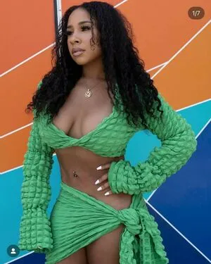 Famous Kiki OnlyFans Leaked Free Thumbnail Picture - #p2p3a4FjHu