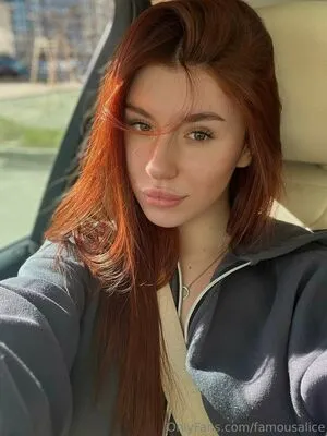 Famousalice OnlyFans Leaked Free Thumbnail Picture - #ESRfTFP4X5