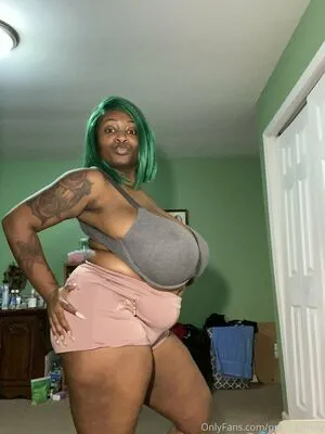 Famousstarkmarie OnlyFans Leaked Free Thumbnail Picture - #QrKvo3OKN4