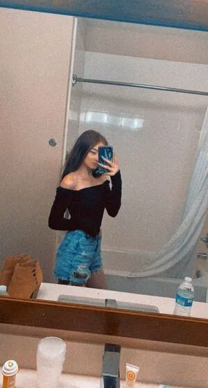 Fanclubgirls OnlyFans Leaked Free Thumbnail Picture - #fl1OlijaEO