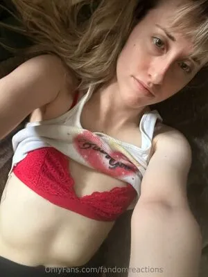 FandomReactions OnlyFans Leaked Free Thumbnail Picture - #3GJXEIBLfB
