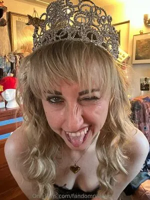 FandomReactions OnlyFans Leaked Free Thumbnail Picture - #3bNp3USuEB